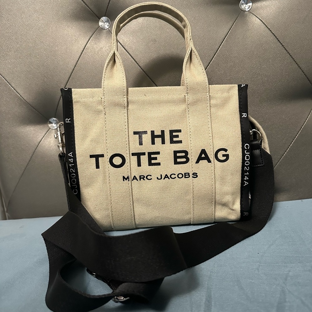 Marc Jacob’s “The Tote Bag”